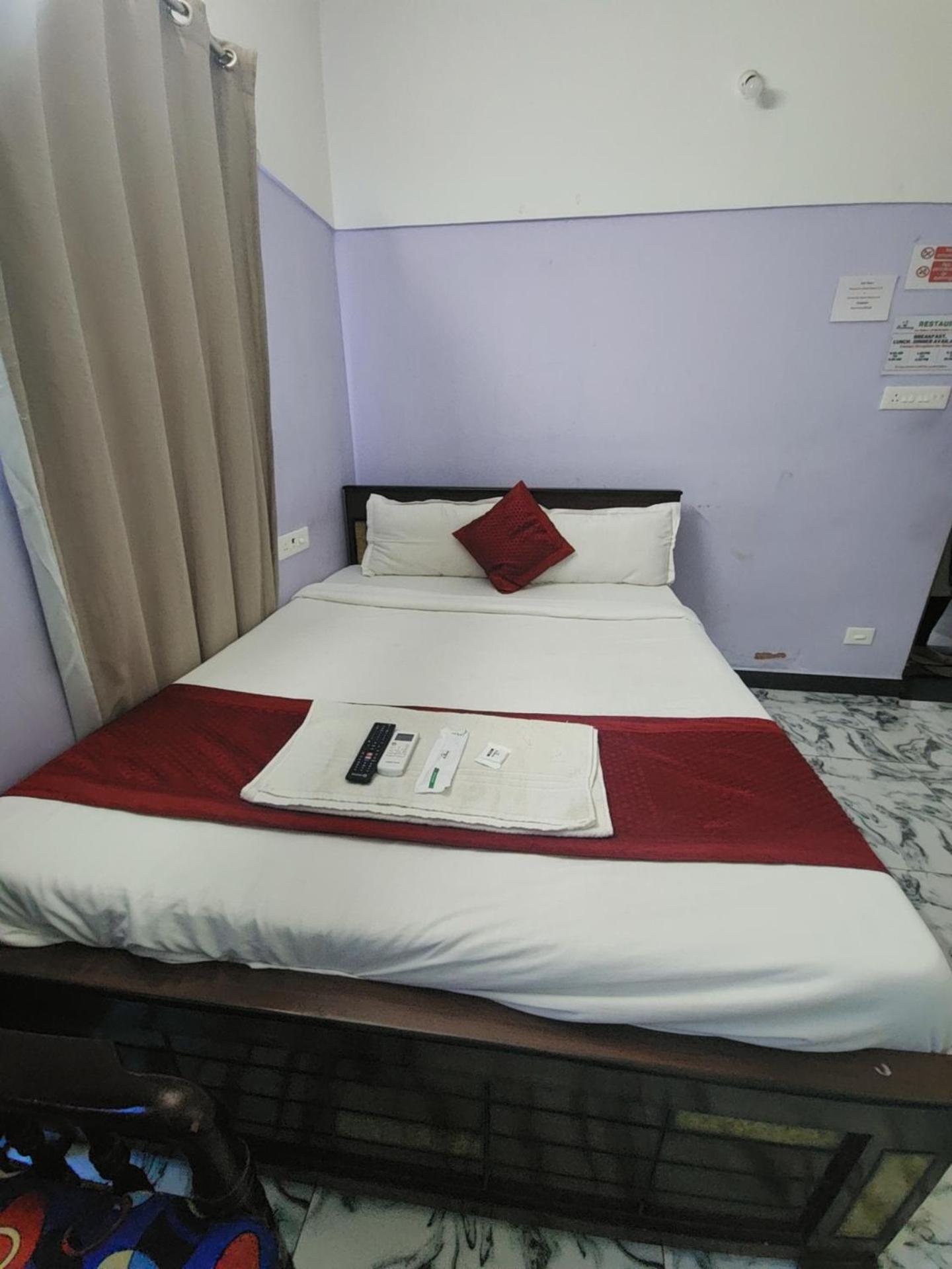Paradise Harmony Beach Resort Singanallur Exterior photo